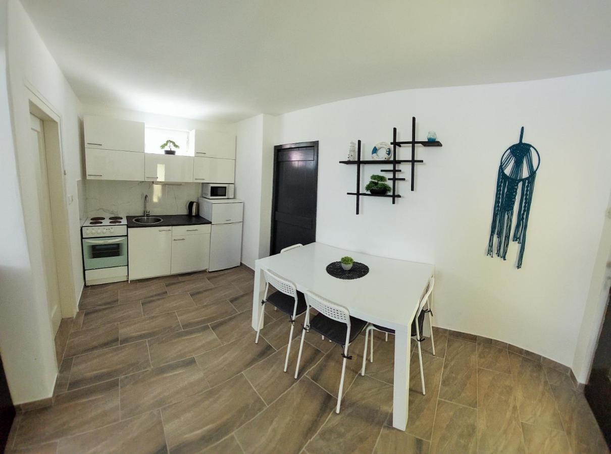 Apartments Maltasic Вир Экстерьер фото